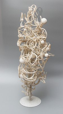 Декорація - дерево з кривими гілками на підставці з кулями, 75 см, біла, метал, пластик (770052) 770052 фото